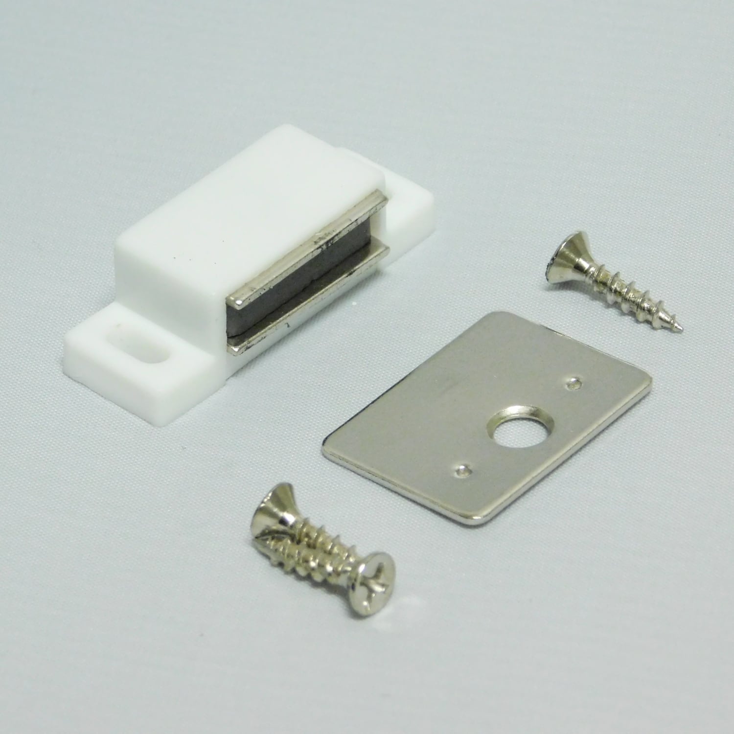 thumbnail image 2 of Spring Loaded Plantation Shutter Repair Pins - Easy Shutter Fix Kit (6 Pack) 2 of 9